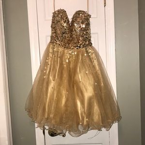 Champagne cupcake prom dress/ sweet sixteen